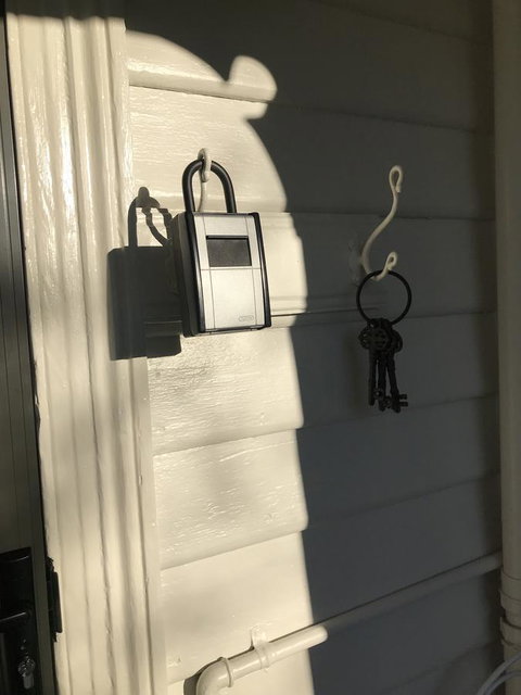Maple Cottage - Food Delivery Shop 13