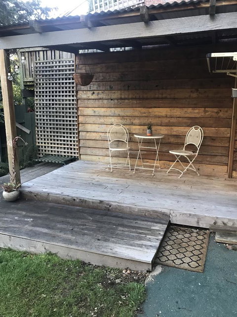 Maple Cottage - Food Delivery Shop 8