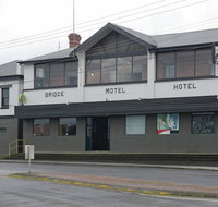Bridge Hotel - Food Delivery Shop