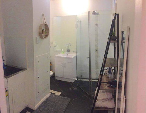 Launceston CBD Abode - Food Delivery Shop 19