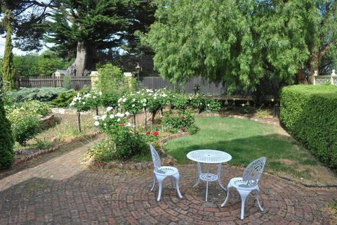 The Mill House Cottage - Food Delivery Shop 12