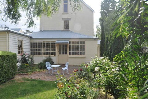 The Mill House Cottage - Food Delivery Shop 13