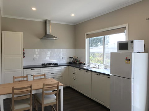 Taras Richmond Farmstay - Food Delivery Shop 7