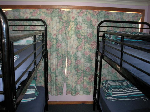 Bridport Seaside Lodge - Food Delivery Shop 5