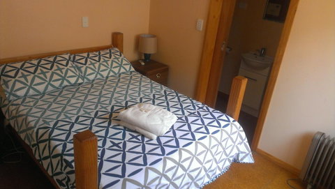 Bridport Seaside Lodge - Food Delivery Shop 6