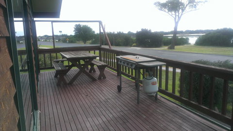 Bridport Seaside Lodge - Food Delivery Shop 19