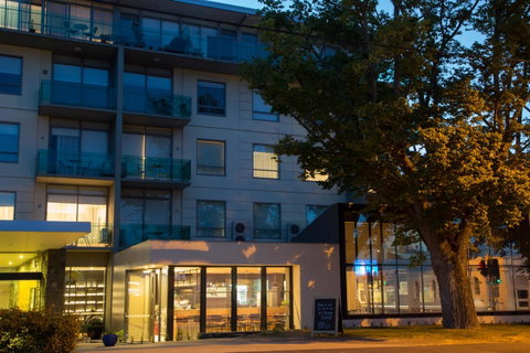 The Sebel Launceston - Food Delivery Shop 17