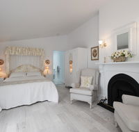 White Dove Cottage Bed and Breakfast - Food Delivery Shop
