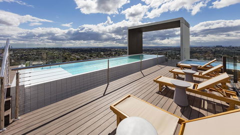 Avani Melbourne Box Hill Residences - Food Delivery Shop 7