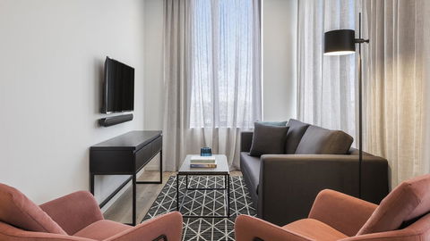 Avani Melbourne Box Hill Residences - Food Delivery Shop 43