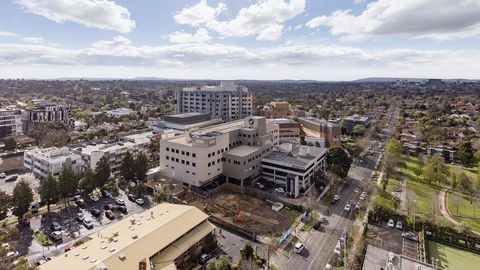 Avani Melbourne Box Hill Residences - Food Delivery Shop 38