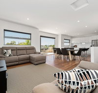 Rosewater Townhouses Dromana - Food Delivery Shop