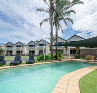 Boathouse Resort Studios and Suites - Food Delivery Shop
