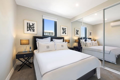 Manhattan Apartments - Notting Hill - Food Delivery Shop 19