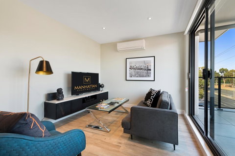 Manhattan Apartments - Notting Hill - Food Delivery Shop 23