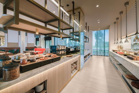 Mantra Melbourne Epping - Pet Food Australia 1