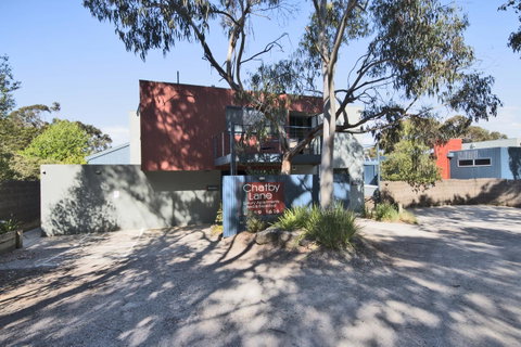 Lorne Surf Apartments - Food Delivery Shop 29