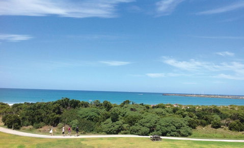 Apollo Bay Waterfront Motor Inn - Food Delivery Shop 26