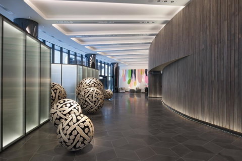 Crown Metropol Melbourne - Food Delivery Shop 19
