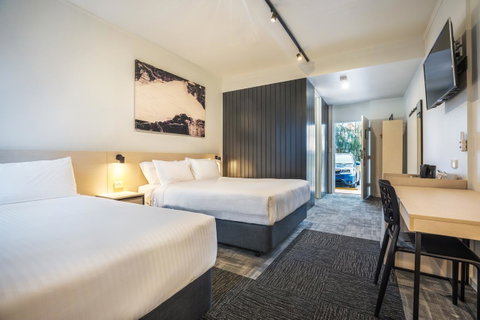 Nightcap At Keysborough Hotel - Food Delivery Shop 19