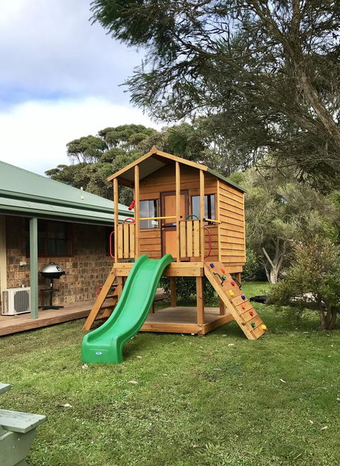 Apollo Bay Cottages - Food Delivery Shop 5