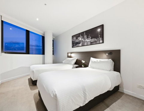 Experience Platinum Hotel Apartments - Food Delivery Shop 6