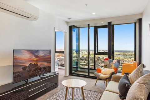 Experience Platinum Hotel Apartments - Food Delivery Shop 5