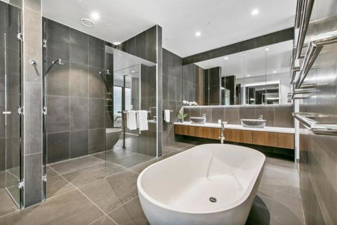 Experience Platinum Hotel Apartments - Food Delivery Shop 9