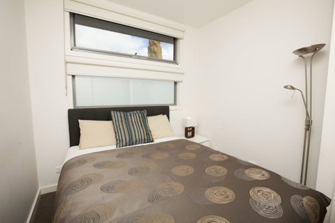 7 Falls Apartments - Food Delivery Shop 27