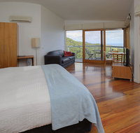 Chris's Beacon Point Restaurant  Villas - Food Delivery Shop