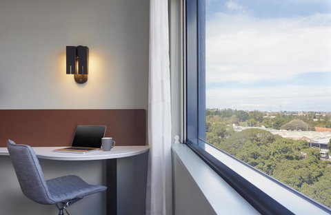 Holiday Inn Express Melbourne Southbank, An IHG Hotel - Food Delivery Shop 15