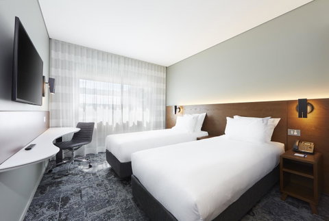 Holiday Inn Express Melbourne Southbank, An IHG Hotel - Food Delivery Shop 7