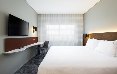 Holiday Inn Express Melbourne Southbank, An IHG Hotel - Food Delivery Shop 13