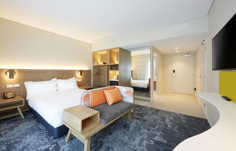 Holiday Inn Express Melbourne Southbank, An IHG Hotel - Food Delivery Shop 16