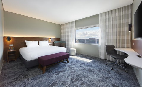 Holiday Inn Express Melbourne Southbank, An IHG Hotel - Food Delivery Shop 31