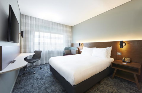 Holiday Inn Express Melbourne Southbank, An IHG Hotel - Food Delivery Shop 35