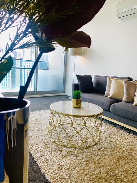 Luxury Apartments With View - Food Delivery Shop 10