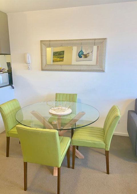 Luxury Apartments With View - Food Delivery Shop 30
