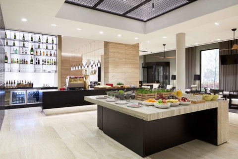 Hyatt Place Melbourne Essendon Fields - Food Delivery Shop 6