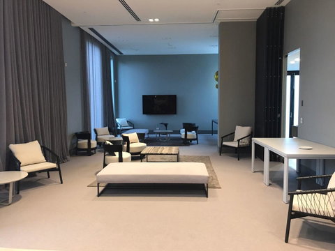 Hyatt Place Melbourne Essendon Fields - Food Delivery Shop 13