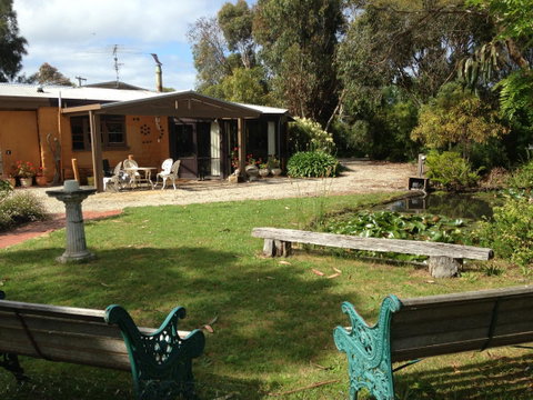 Mud Hollow Barn - Food Delivery Shop 14