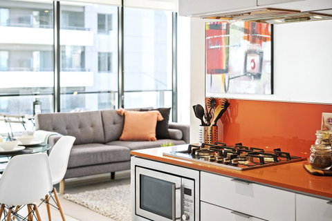 Complete Host Tiara Apartments - Food Delivery Shop 1
