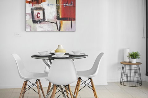 Complete Host Tiara Apartments - Food Delivery Shop 5