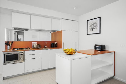 Complete Host Tiara Apartments - Food Delivery Shop 14