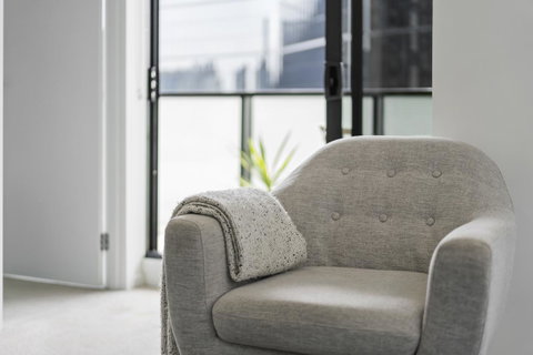 Complete Host Tiara Apartments - Food Delivery Shop 30