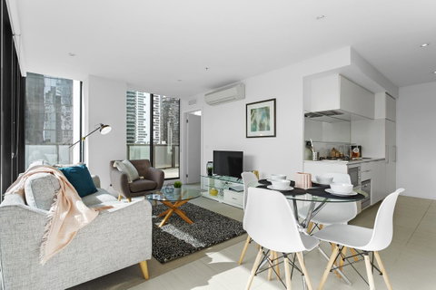 Complete Host Tiara Apartments - Food Delivery Shop 27