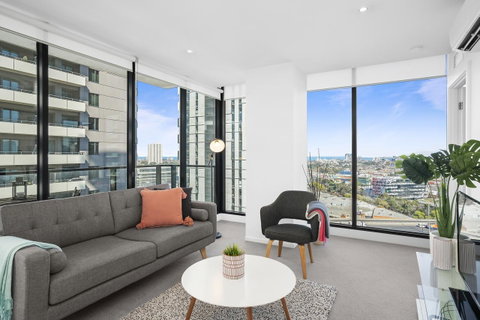 Complete Host Tiara Apartments - Food Delivery Shop 16