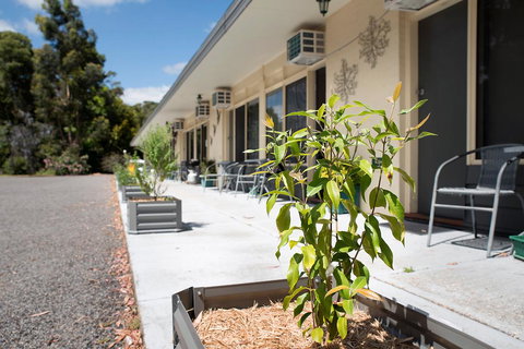 Gariwerd Motel - Pet Food Australia 6