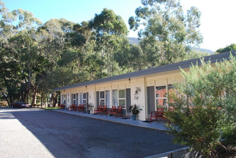 Gariwerd Motel - Pet Food Australia 21