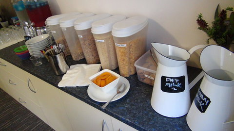 Gariwerd Motel - Pet Food Australia 34